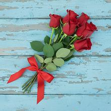 Букет Красные розы в Хелюле