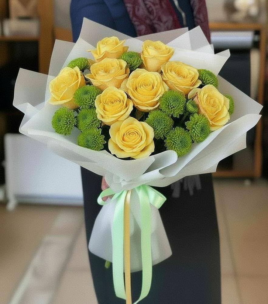 Букет цветов из: Хризантемы и Розы в Хелюле