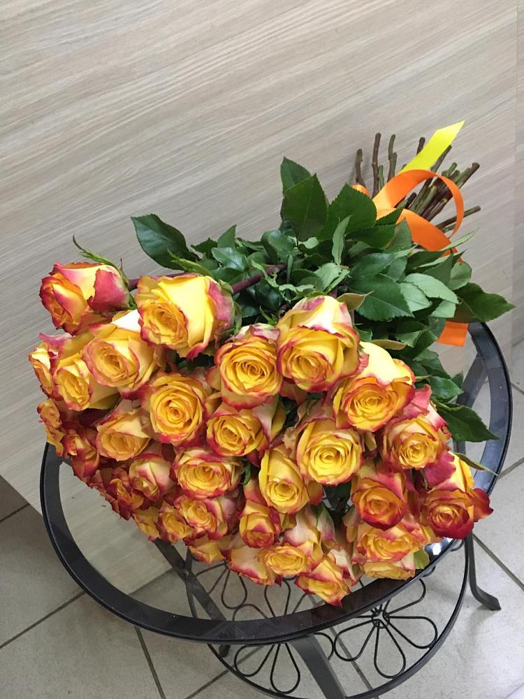 Букет Желтые розы в Хелюле