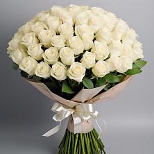 Букет 101 беля роза Белоснежка в Хелюле