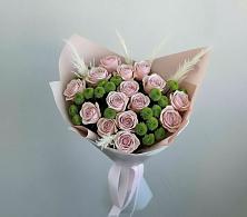 Букет цветов из:  Розы и Хризантемы #REPLACE_PRED# Хелюле
