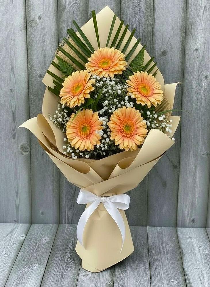 Букет цветов из: Герберы в Хелюле