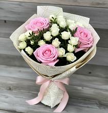 Букет цветов из:  Розы #REPLACE_PRED# Хелюле