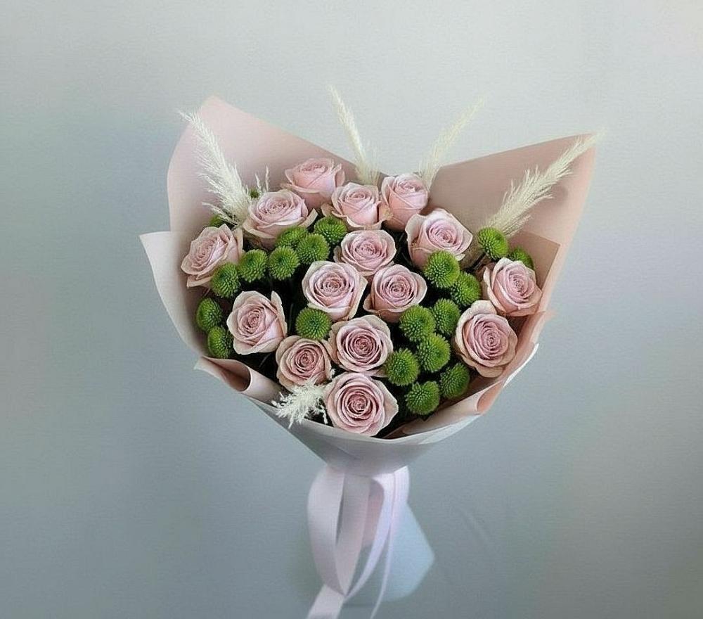 Букет цветов из: Розы и Хризантемы в Хелюле