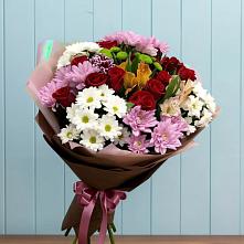 Букет цветов из:  Розы, Хризантемы и Альстромерии в Хелюле