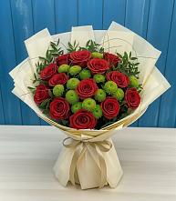 Букет цветов из:  Розы и Хризантемы в Хелюле