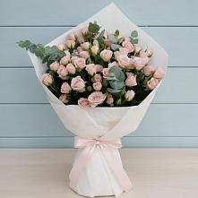 Букет цветов из:  Розы в Хелюле