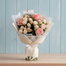 Букет цветов из:  Розы в Хелюле