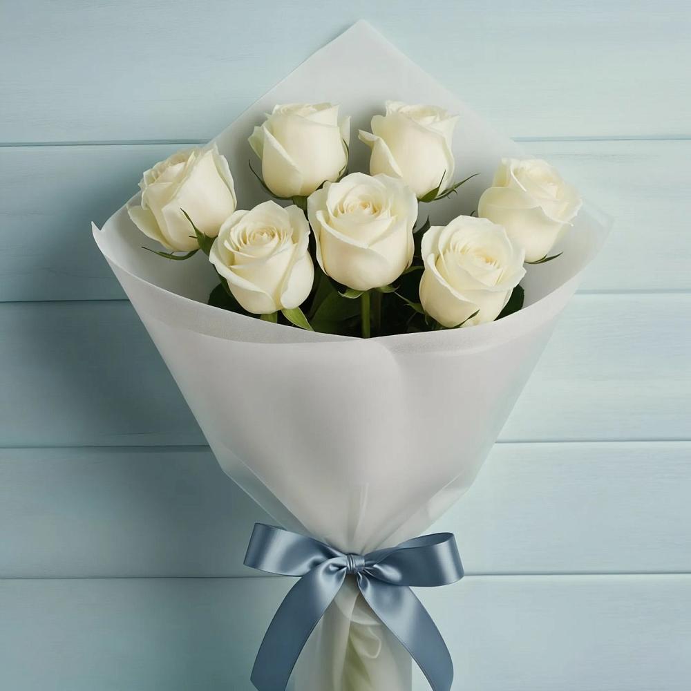Букет 7 Белых роз Эдлесс Лав в Хелюле